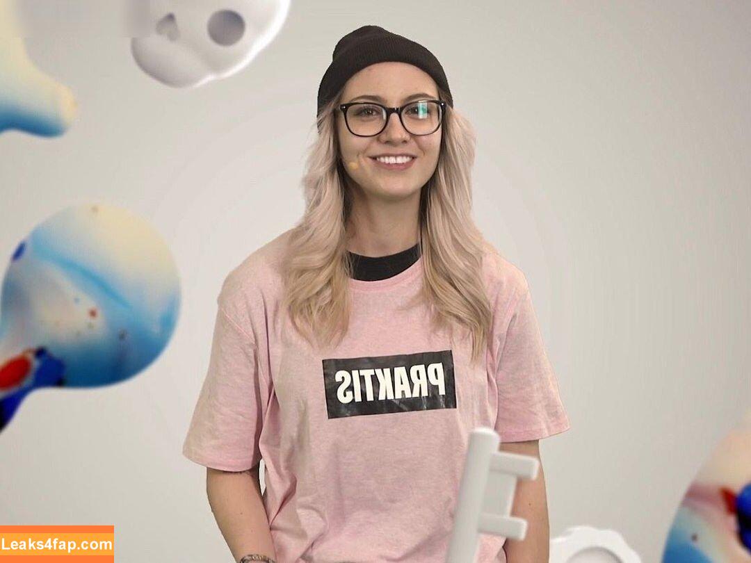 Janina Hille / itzjaninaa / janinahi leaked photo photo #0012