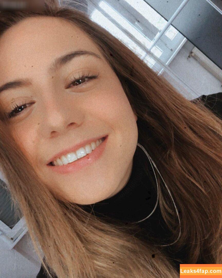 Janina Hille / itzjaninaa / janinahi leaked photo photo #0018