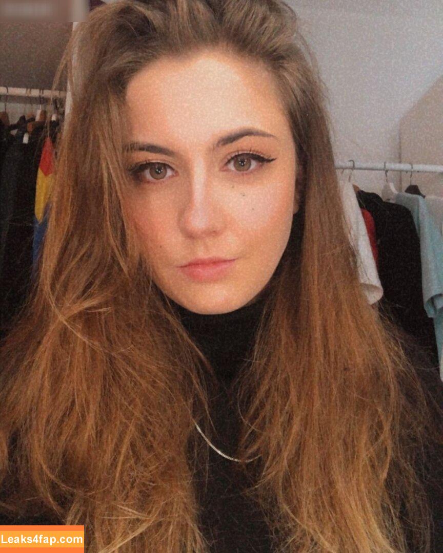 Janina Hille / itzjaninaa / janinahi leaked photo photo #0038