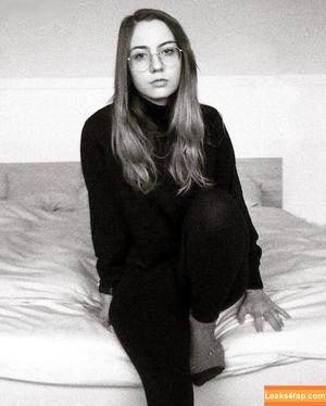 Janina Hille photo #0014
