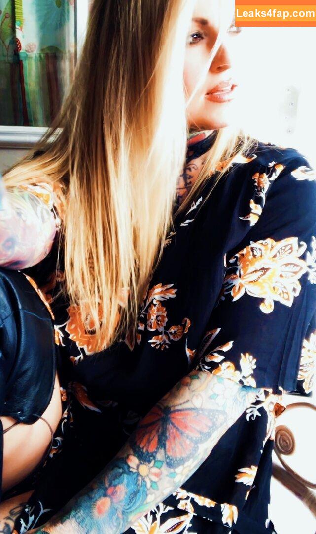 janine /  leaked photo photo #0012