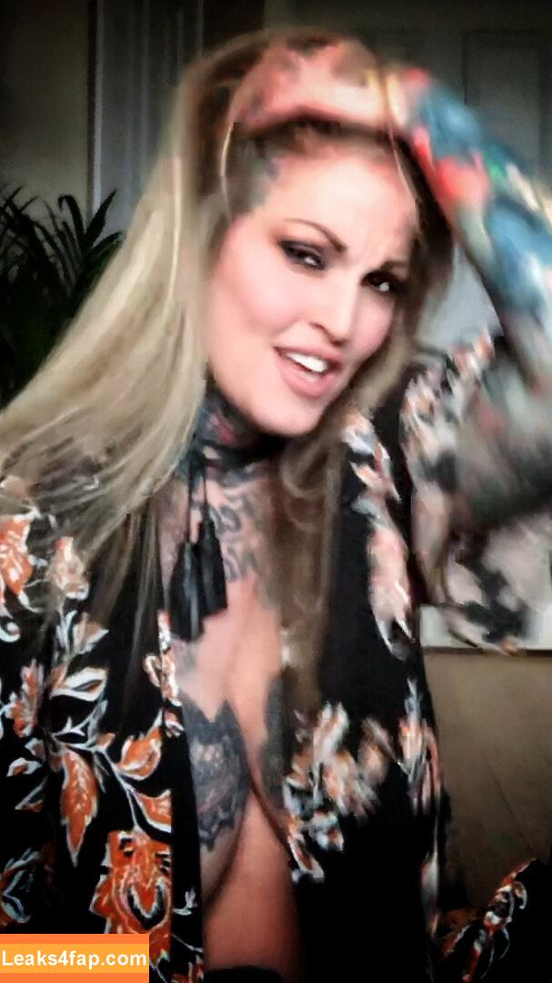 janine /  leaked photo photo #0017