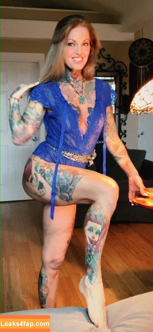 janine /  leaked photo photo #0058