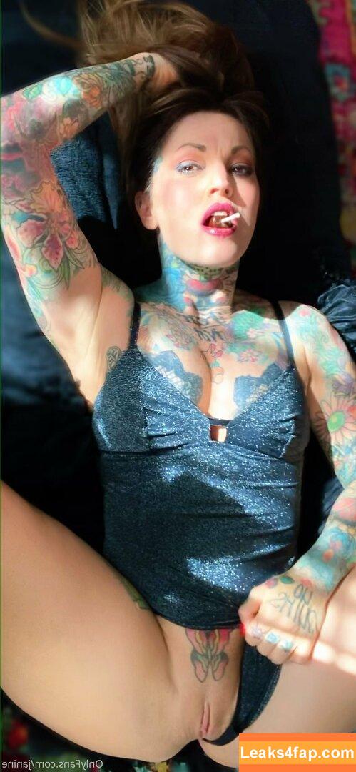 janine /  leaked photo photo #0233