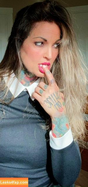 janine photo #0168