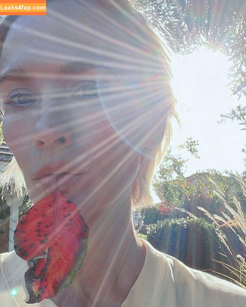 January Jones / januaryjones leaked photo photo #0180