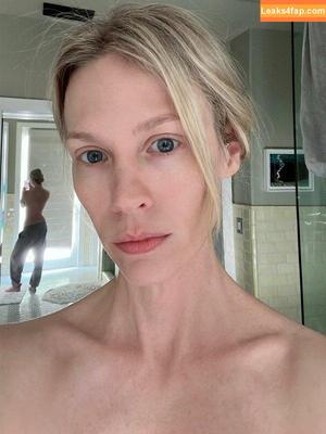 January Jones photo #0273