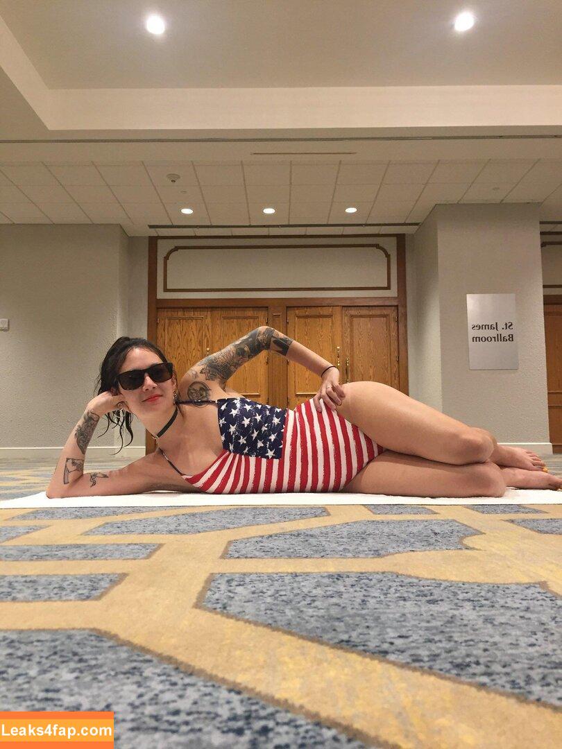 Japanese Breakfast / Michelle Zauner / jbrekkie leaked photo photo #0073