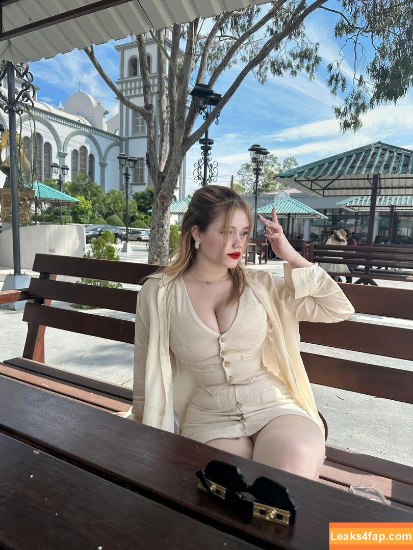 jasmin.reyeshn /  leaked photo photo #0203