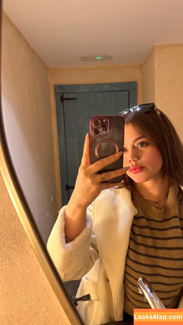 jasmin.reyeshn /  leaked photo photo #0210