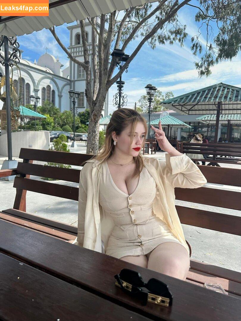 jasmin.reyeshn /  leaked photo photo #0223