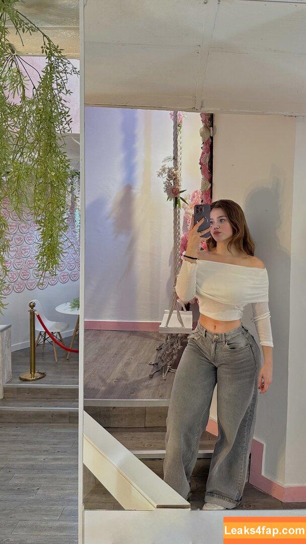 jasmin.reyeshn /  leaked photo photo #0259