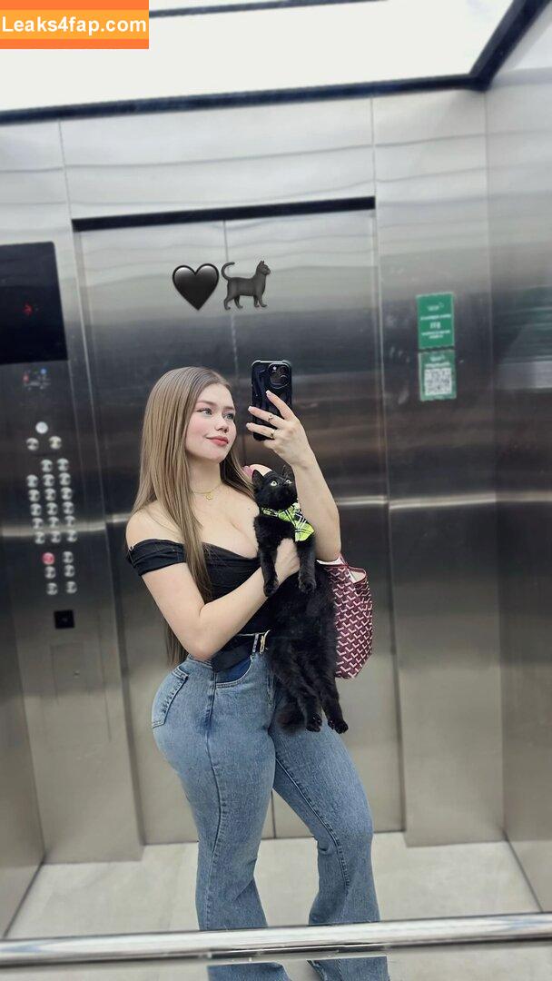 jasmin.reyeshn /  слитое фото фото #0328