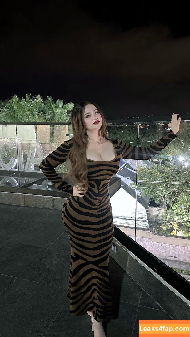 jasmin.reyeshn /  leaked photo photo #0354