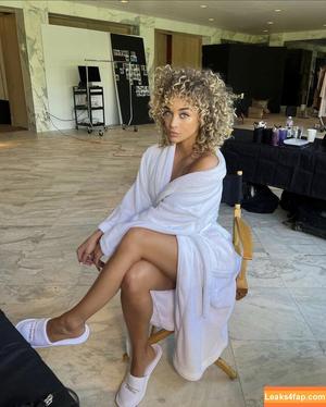 Jasmine Sanders photo #0006