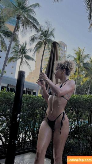 Jasmine Sanders photo #0041