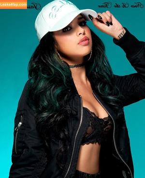 Jasmine V photo #0001