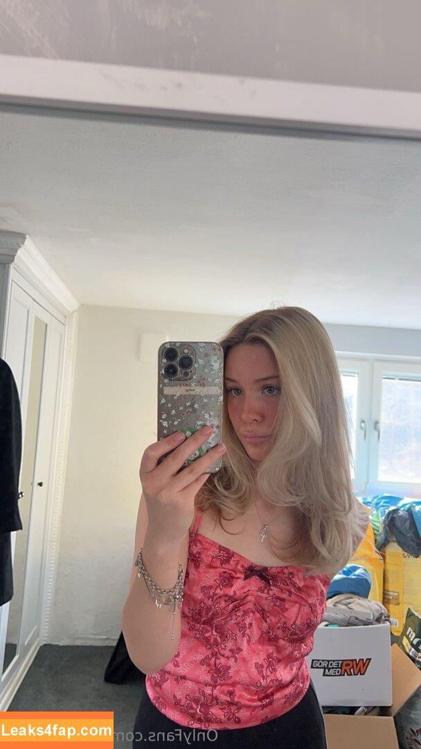 jasmineshort / jasmineshort_ leaked photo photo #0058