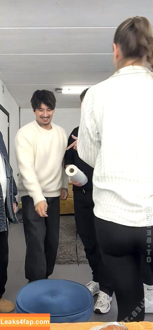 JasminGnu / gnu_live leaked photo photo #0209