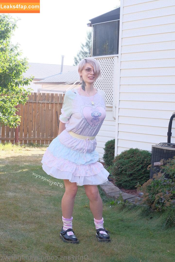 jayjuniperyvr leaked photo photo #0017