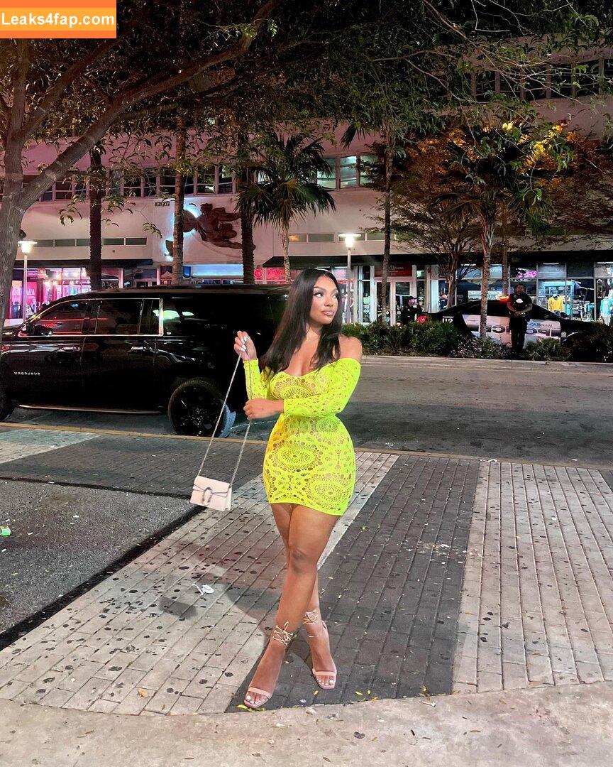 jazwiththevibes /  leaked photo photo #0014