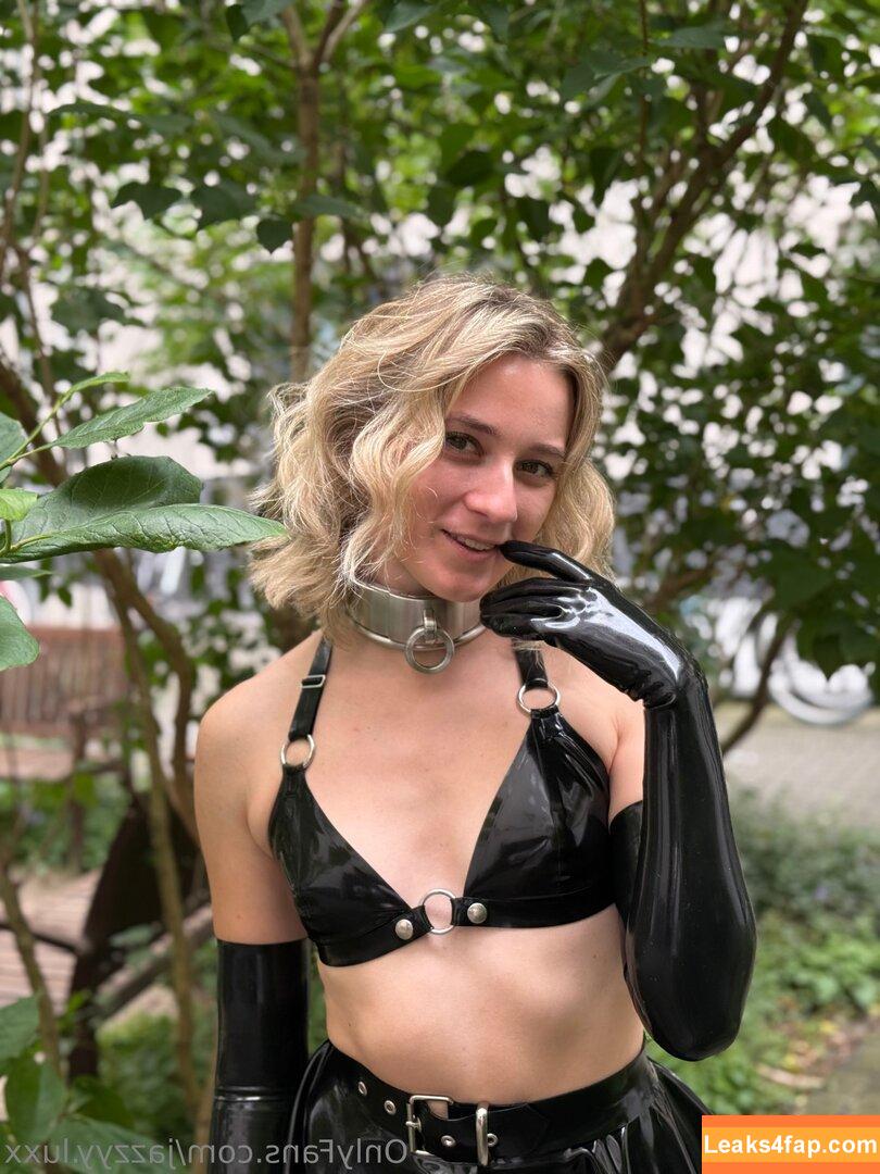 jazzyy.luxx /  leaked photo photo #0016