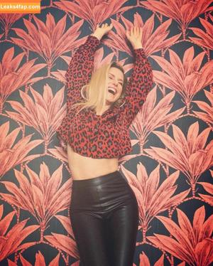 Jeanette Biedermann photo #0010