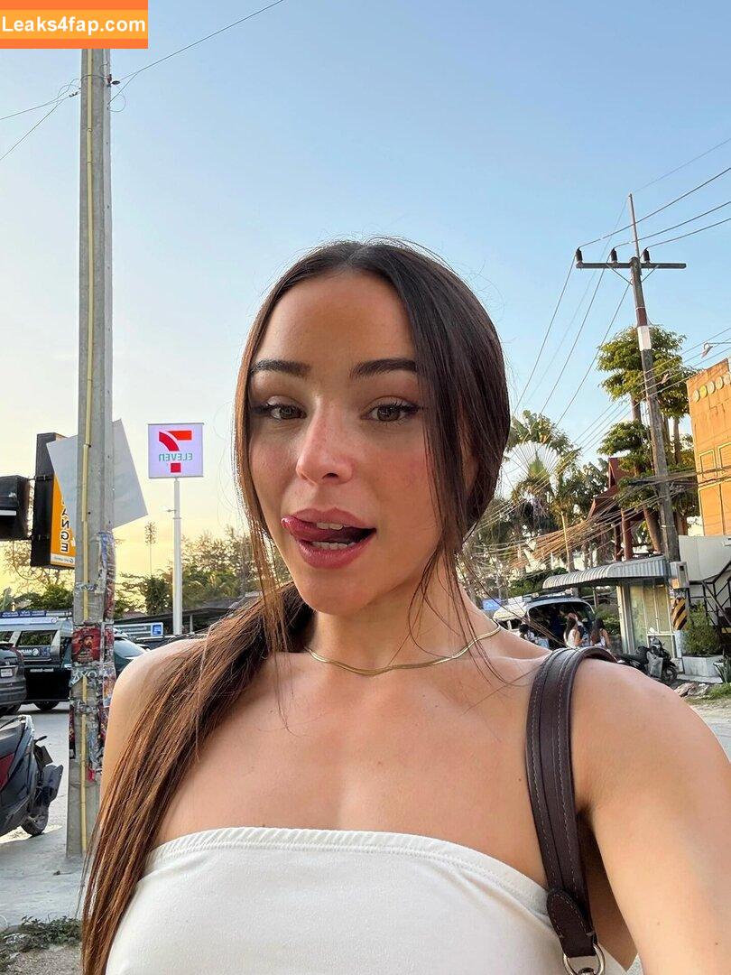 Jeanne Brem / action / jeanne.brem слитое фото фото #0121