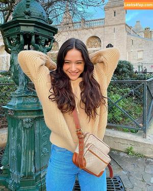 Jeanne Brem photo #0111