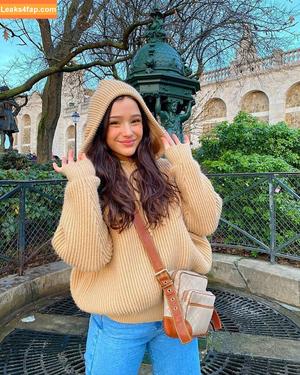 Jeanne Brem photo #0112