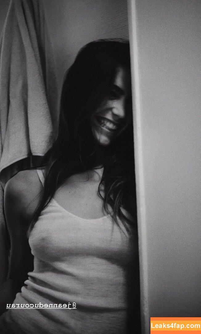 Jeanne Ducourau /  leaked photo photo #0007