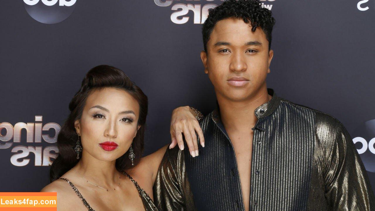 Jeannie Mai /  leaked photo photo #0020