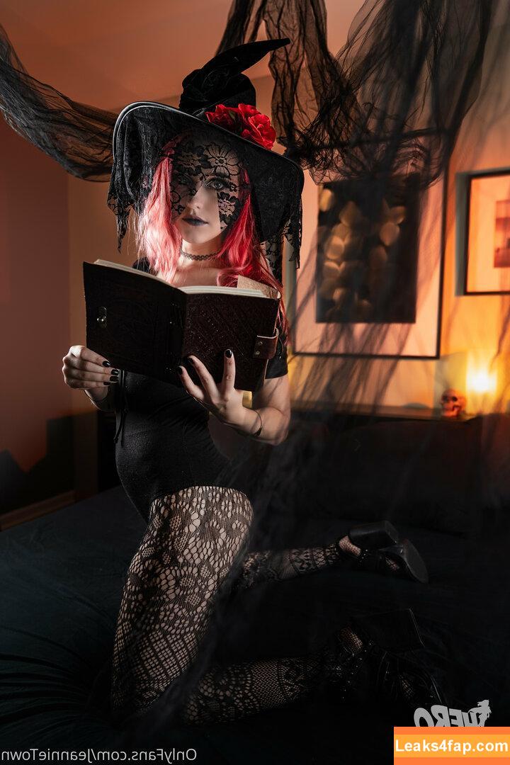 jeannietowndarkness / gothicartgirls leaked photo photo #0043