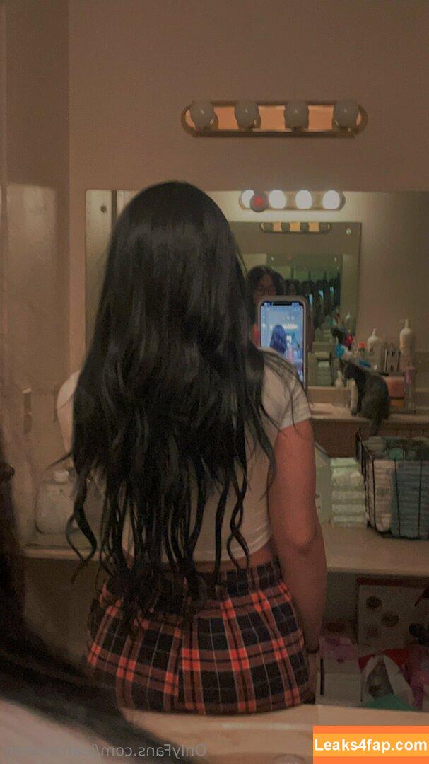 jeannnnnnn / jellybeaniejean leaked photo photo #0148