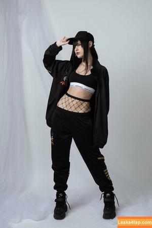 JeanWanWan photo #0154