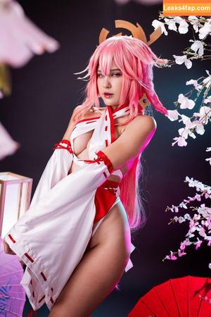 JeanWanWan photo #0435