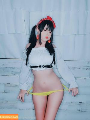 JeanWanWan photo #0509