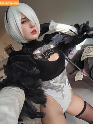 JeanWanWan photo #0712