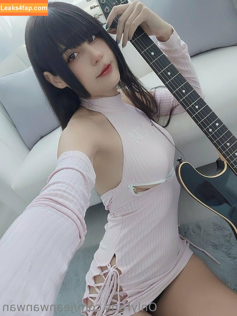 JeanWanWan / https: leaked photo photo #1014