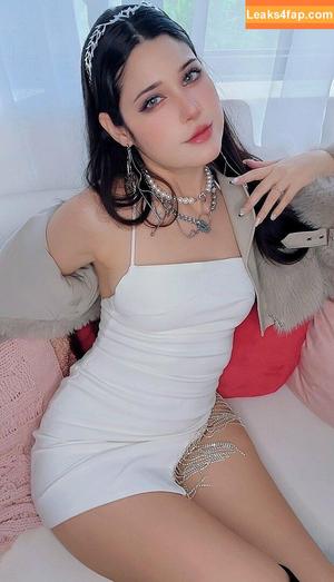 JeanWanWan photo #1179