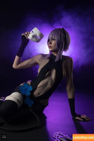 JeanWanWan photo #2319