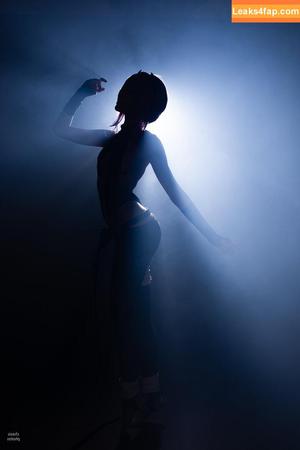 JeanWanWan photo #2341