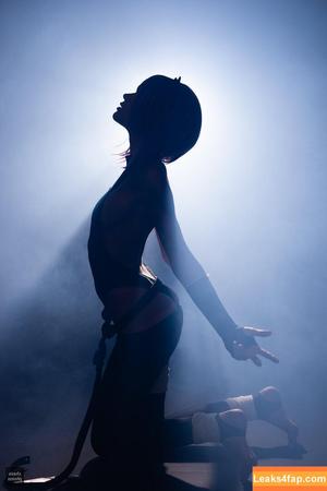 JeanWanWan photo #2345