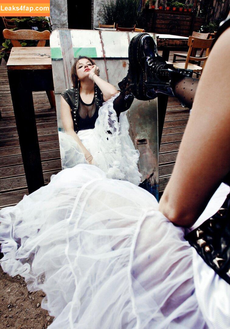 Jella Haase / jella_h / jellahaase leaked photo photo #0094
