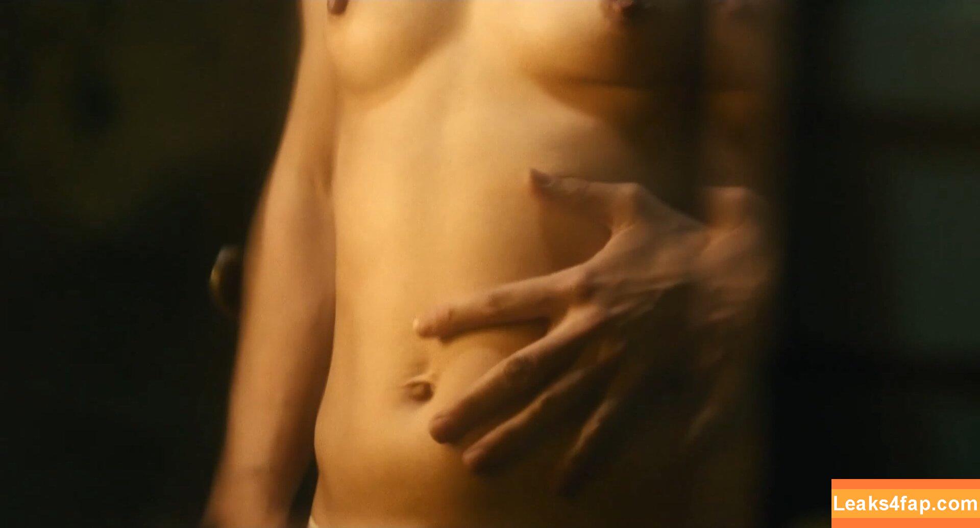 Jella Haase / jella_h / jellahaase leaked photo photo #0105