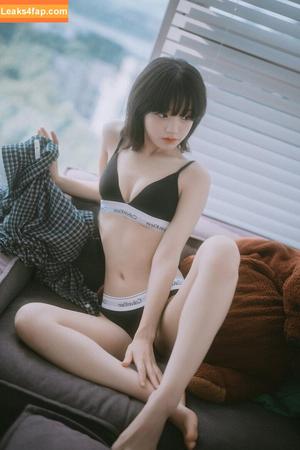 jen2jen2 photo #0251