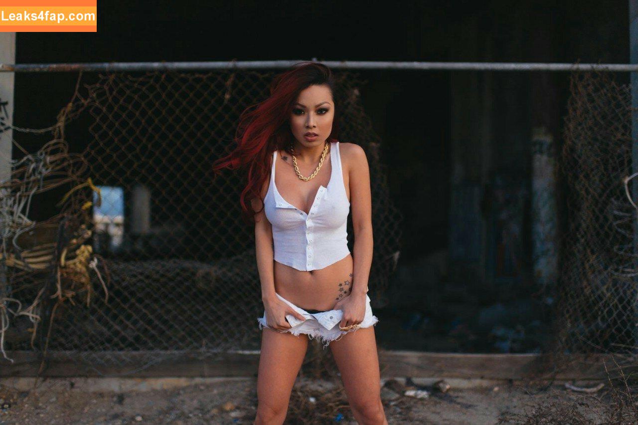 Jenn Q / Jenn Q Tran / JennQofficial / Jennq / coooljenn / jen.glz слитое фото фото #0068