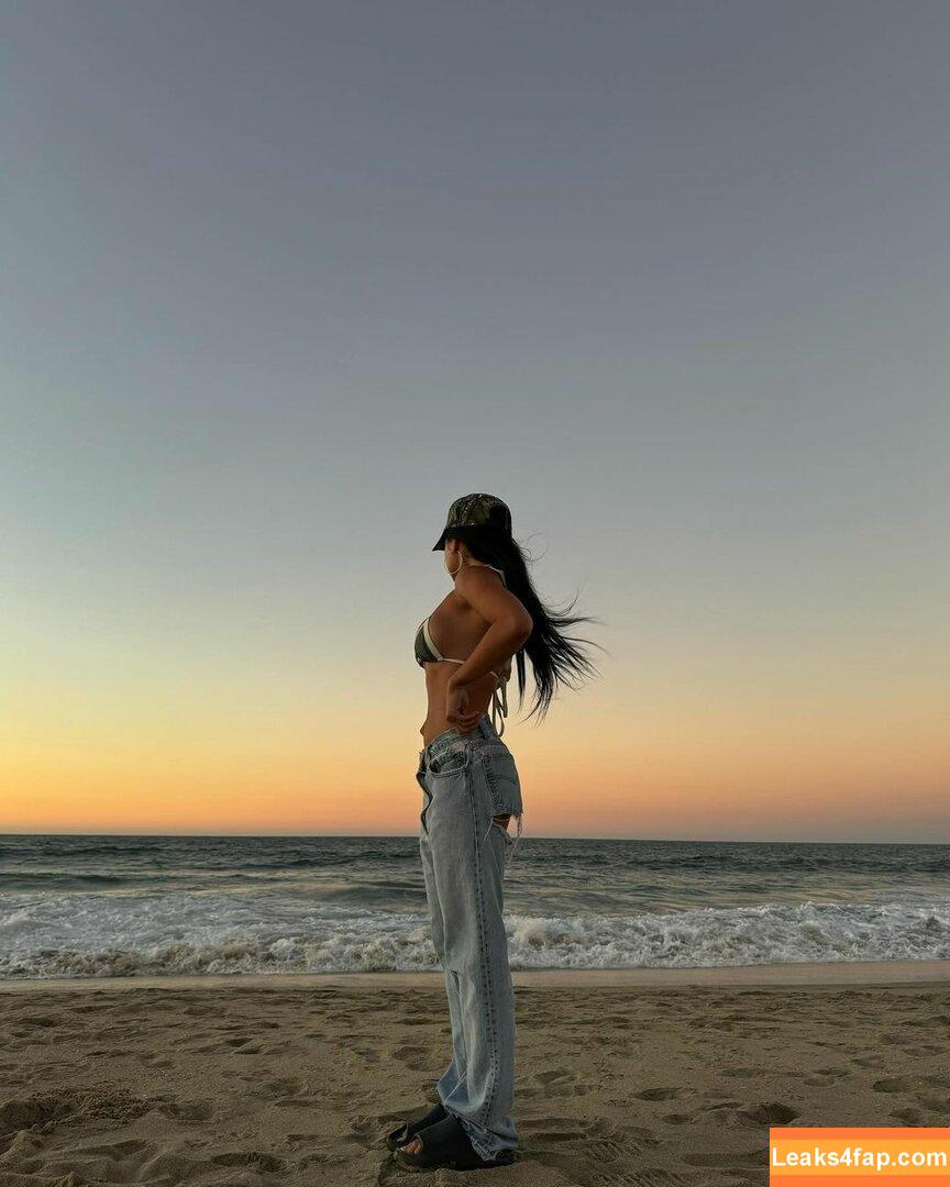 Jenn Q / Jenn Q Tran / JennQofficial / Jennq / coooljenn / jen.glz leaked photo photo #0092