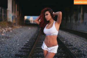 Jenn Q photo #0073