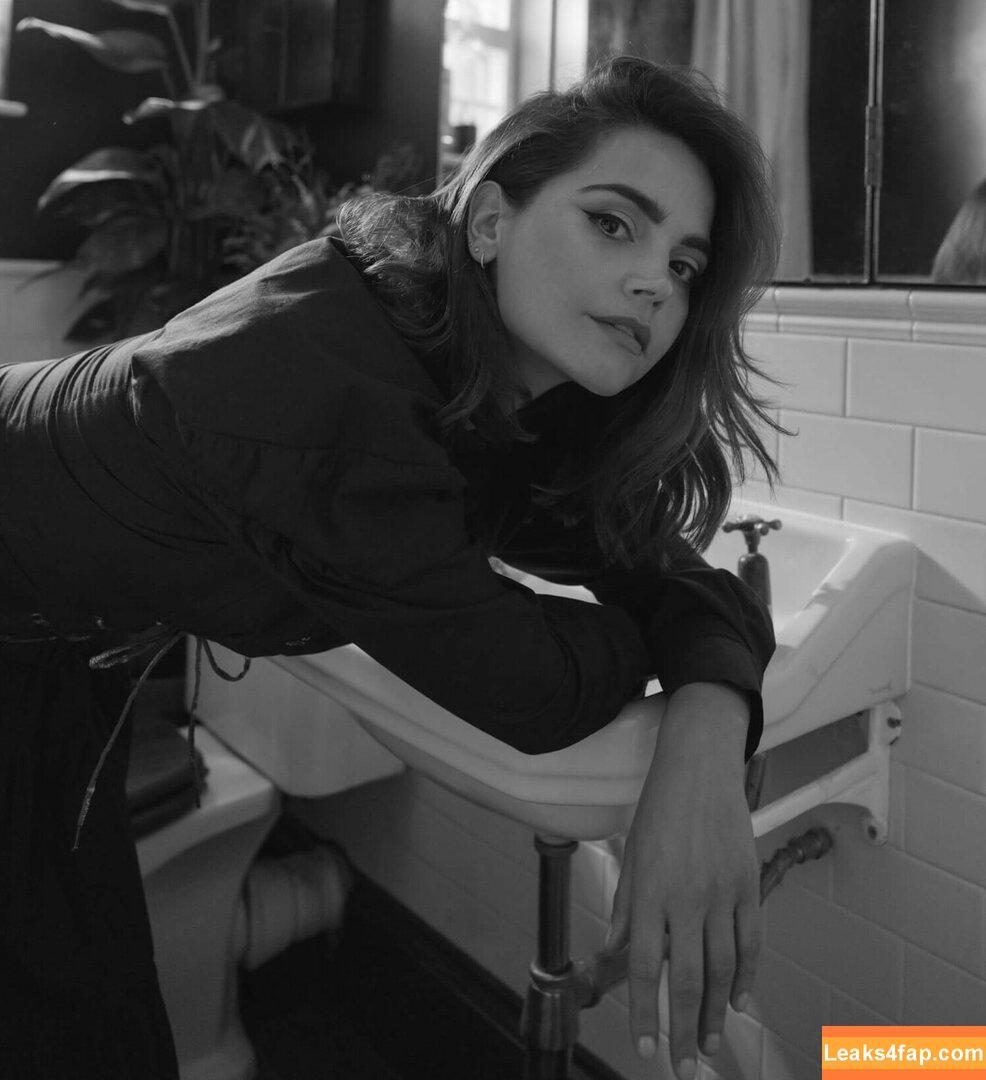 Jenna Coleman / jenna_coleman_ leaked photo photo #0216